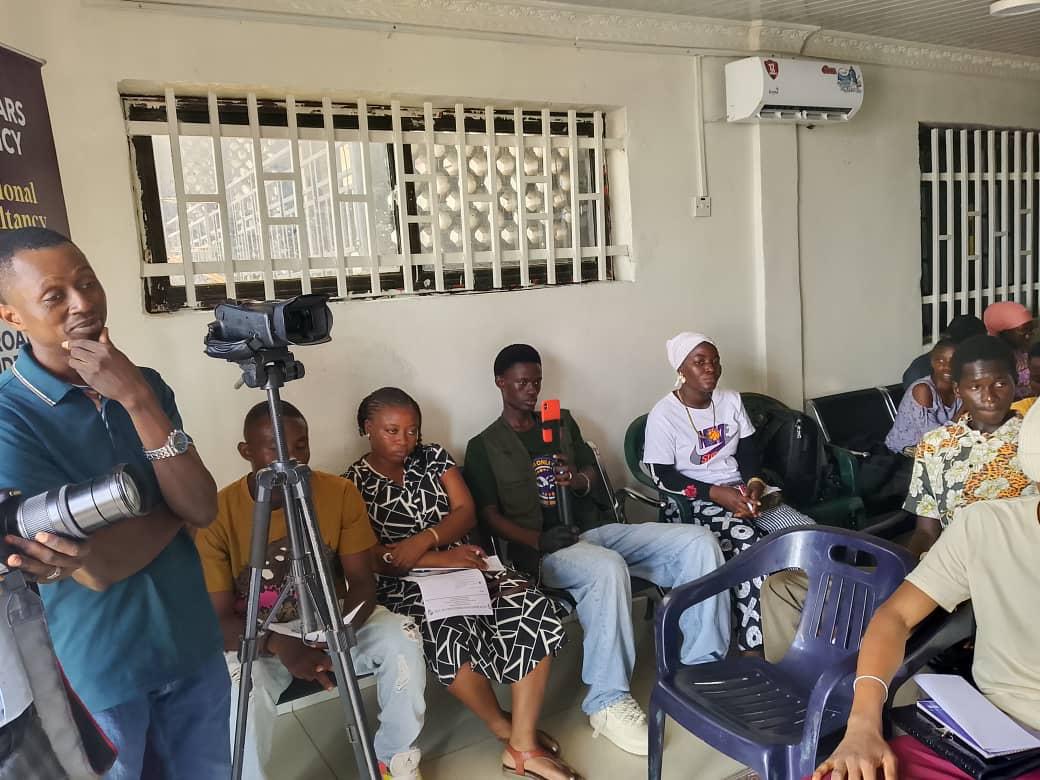 b4e00f5e-a75a-4abc-94f3-fa4994cb03ac